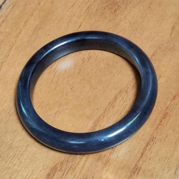 【賞】和田玉 青海料 帝王紫 泥鰍背平安鐲 內徑59+ 約19圍-細節圖7