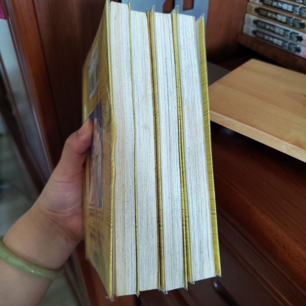 【漫畫】阿圓河豚店 1-4(完) 不分售 書況佳   有自包書套-細節圖2