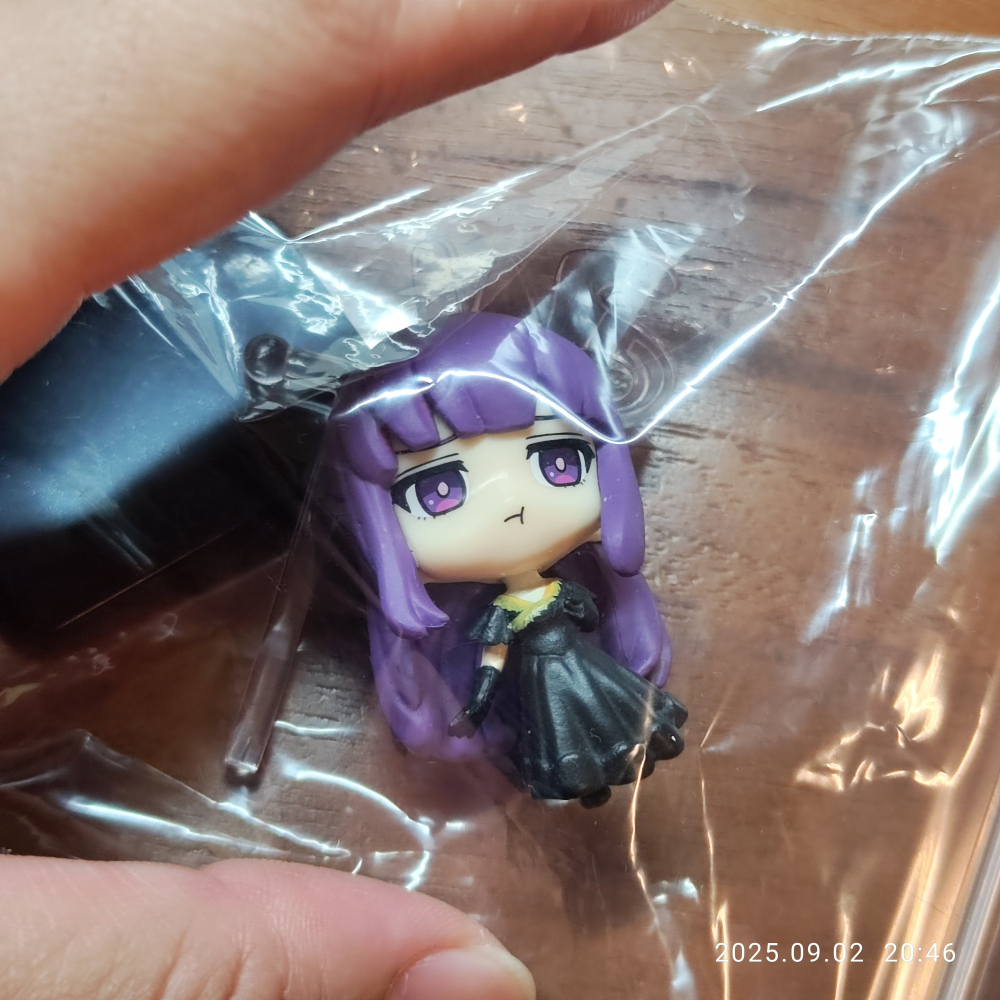 【公仔】葬送的芙莉蓮 Q版 菲倫 日本限定 遊樂場集點換的 無蛋殼無說明書-細節圖3