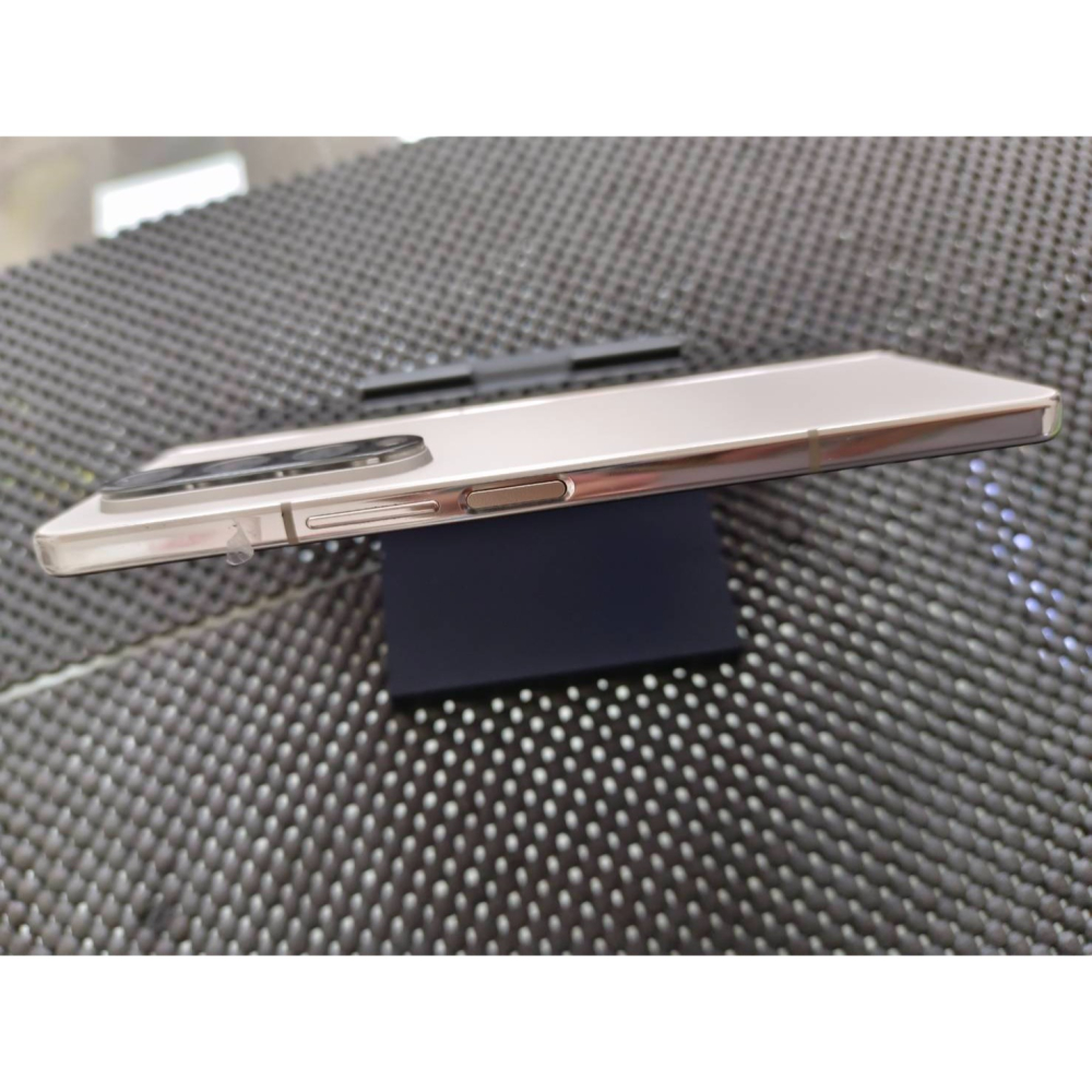 99%展示福利機三星盒裝原廠保固 摺疊機 Z Fold4 512G 迷霧金 手機平板筆電舊機折抵貼換交換SM-F9360-細節圖9