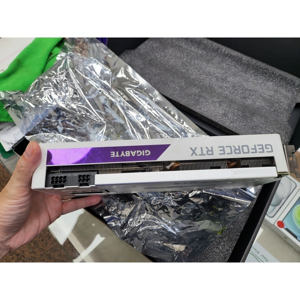 GeForce RTX™ 3070 VISION OC 8G 白卡 手機平板筆電舊機零件折抵貼換-細節圖2