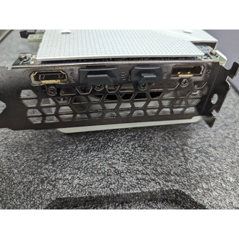 Gigabyte Vision oc 8g-細節圖5