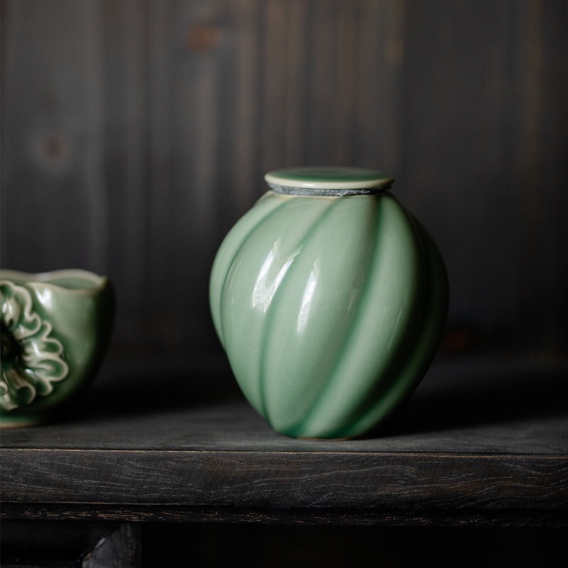 瓷素玉罐-細節圖2