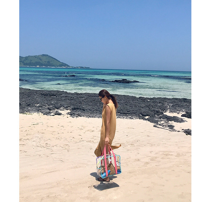 【台灣現貨速發】(厚款)透明百寶袋 海灘包 沙灘包 媽媽包 外出包 繽紛彩色海灘袋 防水包透明包游泳包 韓版透明收納包-細節圖3