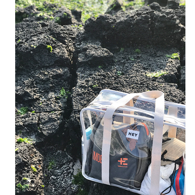 【台灣現貨速發】(厚款)透明百寶袋 海灘包 沙灘包 媽媽包 外出包 繽紛彩色海灘袋 防水包透明包游泳包 韓版透明收納包-細節圖7