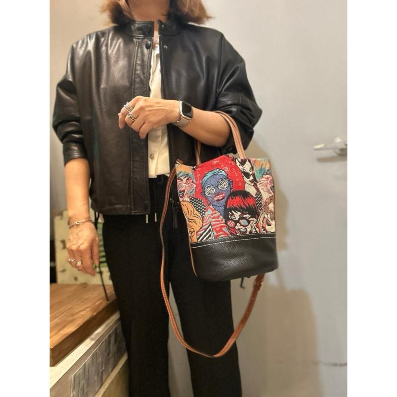 🔥 現貨【🇰🇷 Tanned】| 韓國 繡線織布料配皮手提水桶包👜正韓 真皮系列 牛皮皮革 東大門連線-細節圖7