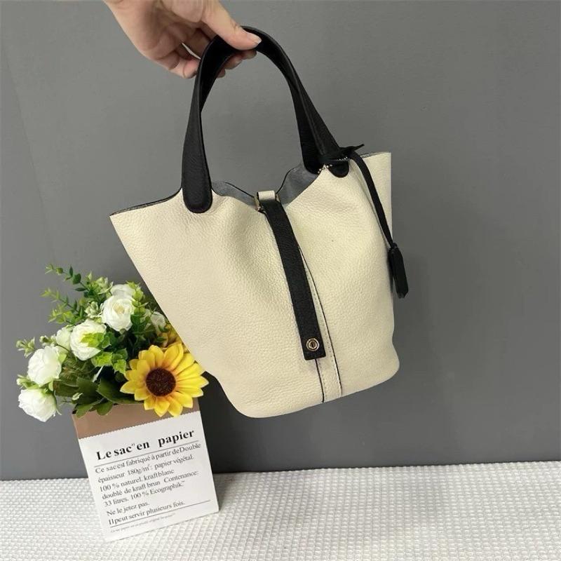 🔥 現貨【🇰🇷 Tanned】|韓國 經典菜藍子手提包👜正韓 真皮系列 牛皮皮革 買菜包 隨身包 手機包 交換禮物-細節圖3