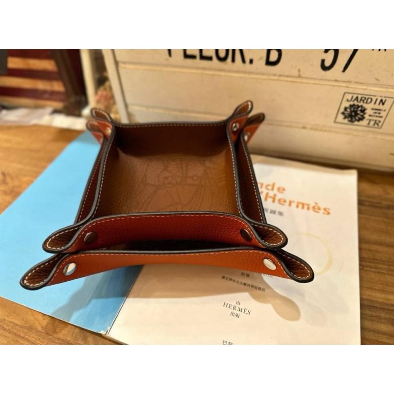 🔥 【🇰🇷 Tanned】【保固】| 牛皮雷射馬車扣子展示皮盤💼真皮系列 牛皮皮革 盤子 收納盤-細節圖3