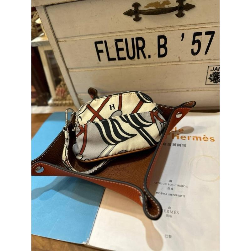 🔥 【🇰🇷 Tanned】【保固】| 牛皮雷射馬車扣子展示皮盤💼真皮系列 牛皮皮革 盤子 收納盤-細節圖6