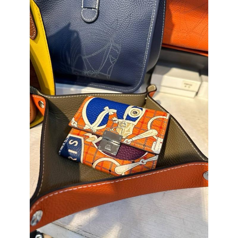 🔥 【🇰🇷 Tanned】【保固】| 牛皮雷射馬車扣子展示皮盤💼真皮系列 牛皮皮革 盤子 收納盤-細節圖7