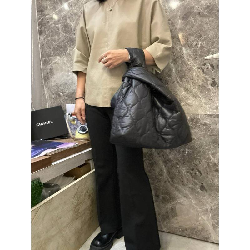 現貨🔥 【🇰🇷 Tanned】【保固】|韓國手提扣子側背空氣包👜正韓 輕便包 出遊小包-細節圖8