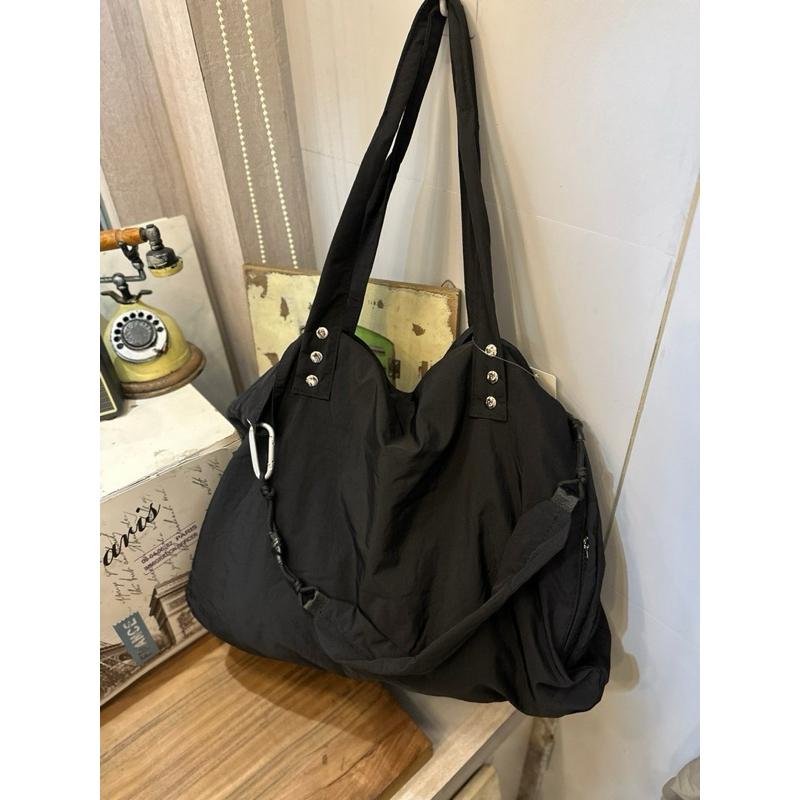 🔥 現貨【🇰🇷 Tanned】|韓國 特殊內裡車棉舖棉空氣側背大包👜正韓 空氣包 流行包 化妝包 媽媽包-細節圖2