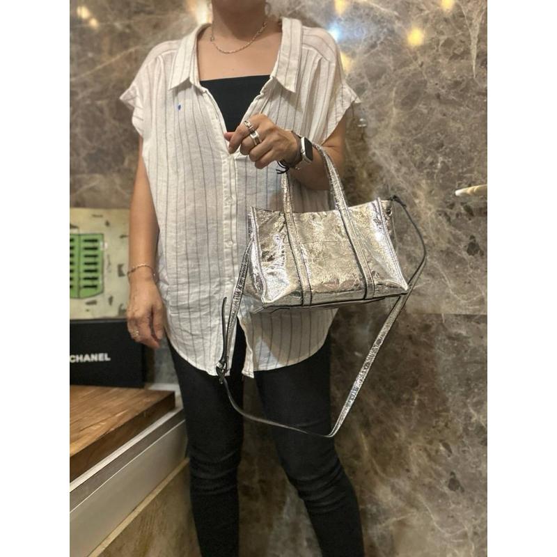 🔥 現貨【🇰🇷 Tanned】|韓國 金屬色系前插袋托特手提包👜正韓 長夾包 上課包 化妝包 iPad包-細節圖3