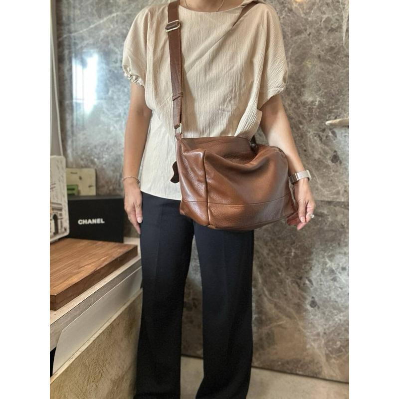 🔥 現貨【🇰🇷 Tanned】|韓國 牛皮系列特殊造型前拉鍊方盒子側背包👜正韓 真皮系列 牛皮皮革 公事包 品味包-細節圖5