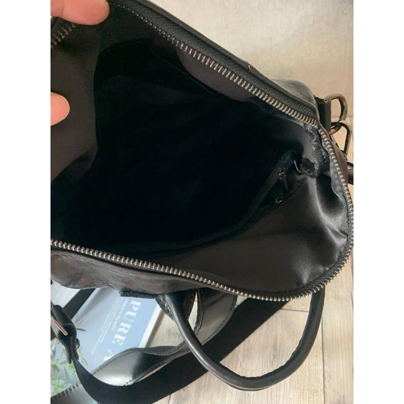 🔥 限量現貨【🇰🇷 Tanned】|韓國 方胖子牛皮後背包🎒正韓 真皮系列 牛皮皮革 精品包 手提包 側背包 出國旅遊包-細節圖6