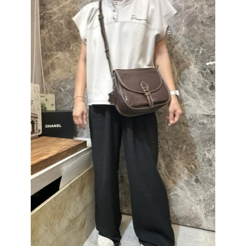 🔥 現貨【🇰🇷 Tanned】|韓國 2story質感植鞣牛皮簡約蓋子信封斜背包👜正韓 真皮系列 牛皮皮革 簡約包 文青-細節圖5