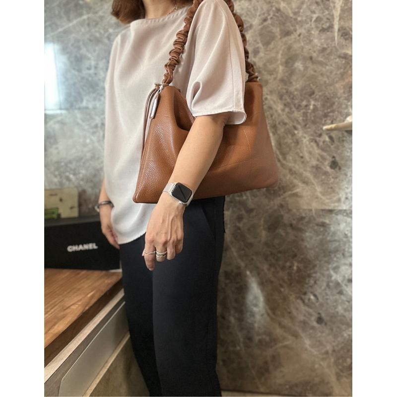 🔥 現貨【🇰🇷 Tanned】|韓國 牛皮前車線方型斜背包👜正韓 真皮系列 牛皮皮革 耐用包 保值包-細節圖6