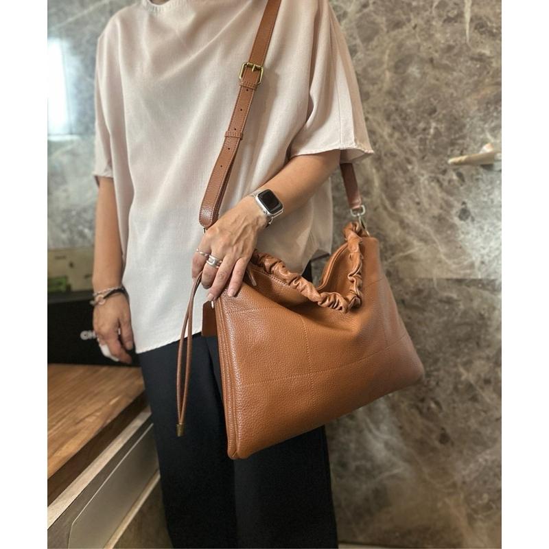 🔥 現貨【🇰🇷 Tanned】|韓國 牛皮前車線方型斜背包👜正韓 真皮系列 牛皮皮革 耐用包 保值包-細節圖7