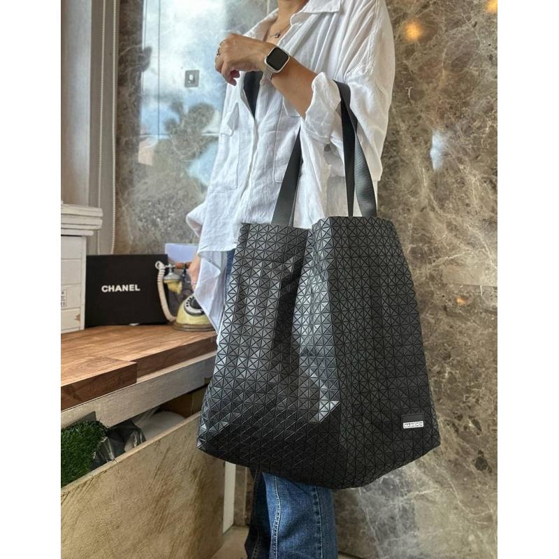 🔥 現貨【🇰🇷 Tanned】|韓國 特殊壓折小三角片購物側背包👜設計包 購物大包-細節圖6