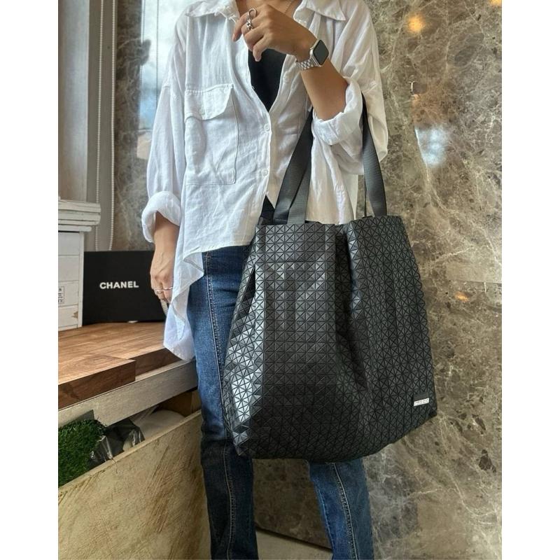🔥 現貨【🇰🇷 Tanned】|韓國 特殊壓折小三角片購物側背包👜設計包 購物大包-細節圖7