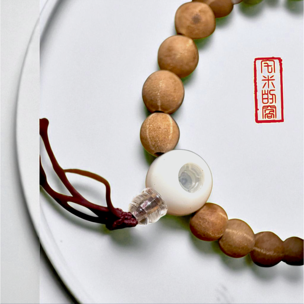 [宅米的窩] 一 物一圖  奈良 東大寺 大佛殿前 八百年菩提樹製 的佛珠  大佛菩提樹 手串 念珠 東大寺限定-細節圖10