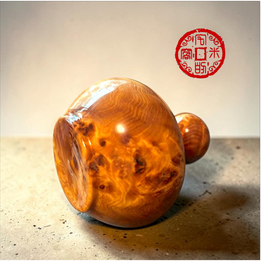 [宅米的窩]一物一圖 只此一個 珍稀台灣紅檜 取材自樹瘤木塊塊區 榴花聚寶盆 聚寶聚福 供養 聞香 風水 贈日本線香-細節圖2