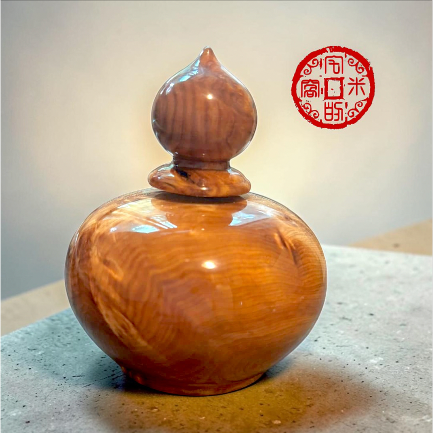[宅米的窩]一物一圖 只此一個 珍稀台灣紅檜 取材自樹瘤木塊塊區 榴花聚寶盆 聚寶聚福 供養 聞香 風水 贈日本線香-細節圖4