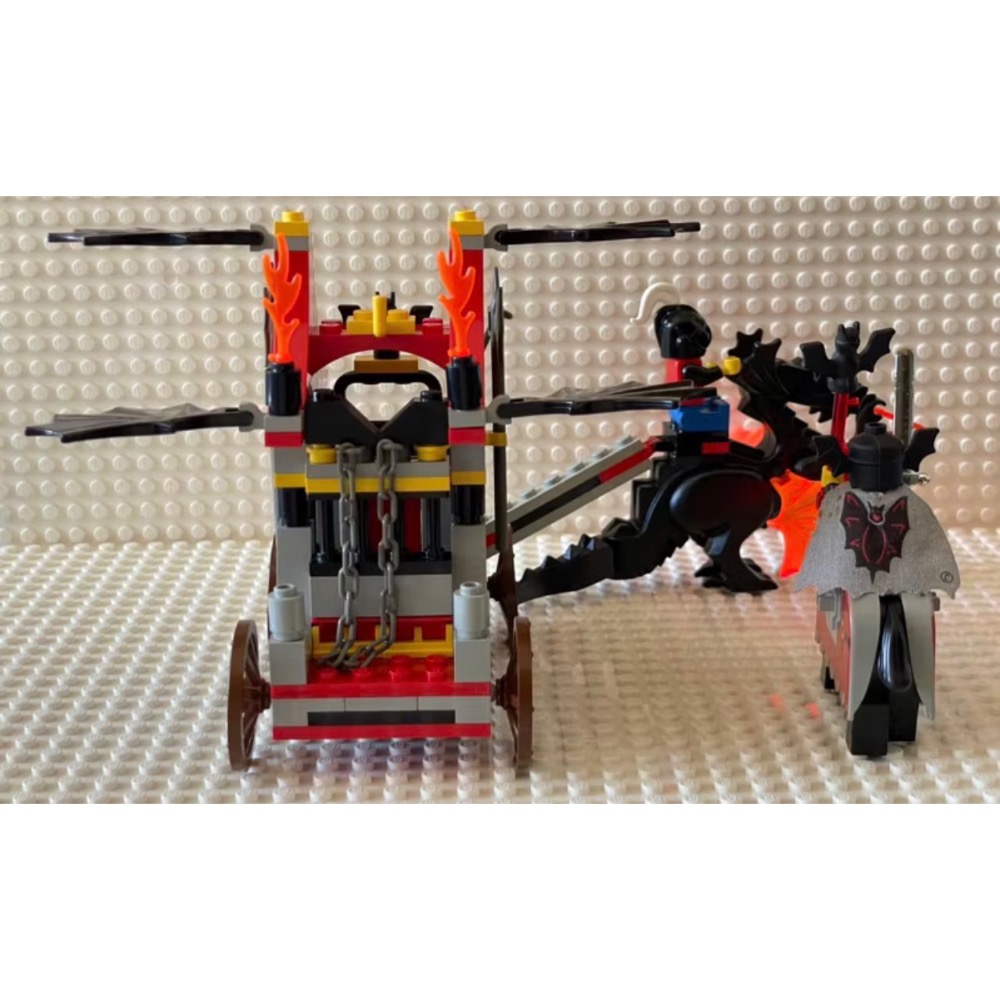 LEGO樂高 二手 絕版 城堡系列 6047 蝙蝠囚車 黑龍囚車 蝙蝠領主-細節圖4