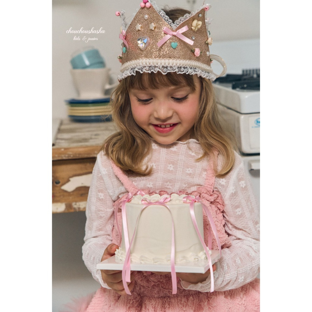 🇰🇷韓國童裝｜2025秋款🍂CHOUCHOUSHASHA✨公主閃亮皇冠髮箍👑-細節圖10