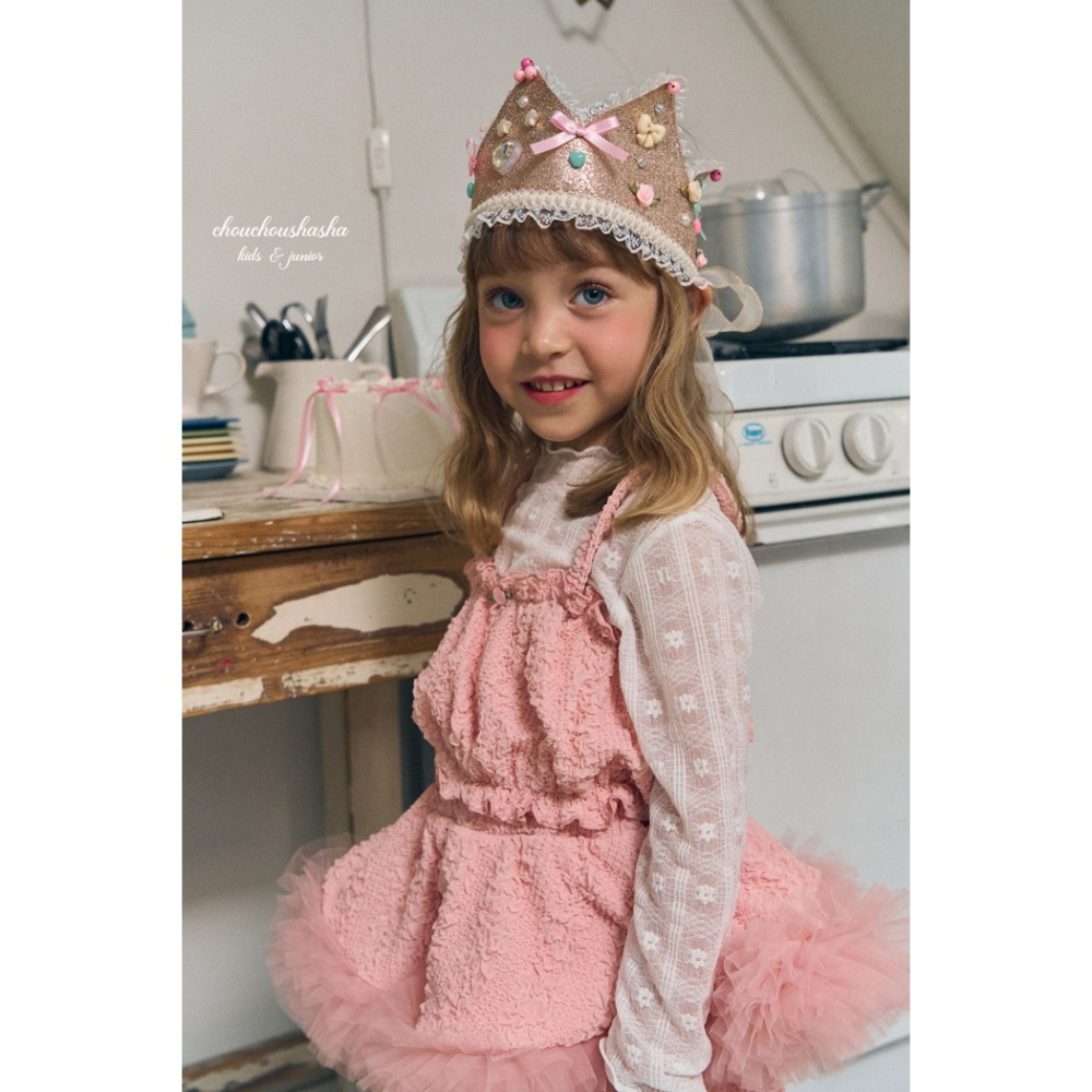 🇰🇷韓國童裝｜2025秋款🍂CHOUCHOUSHASHA花朵蕾絲內搭上衣-細節圖5