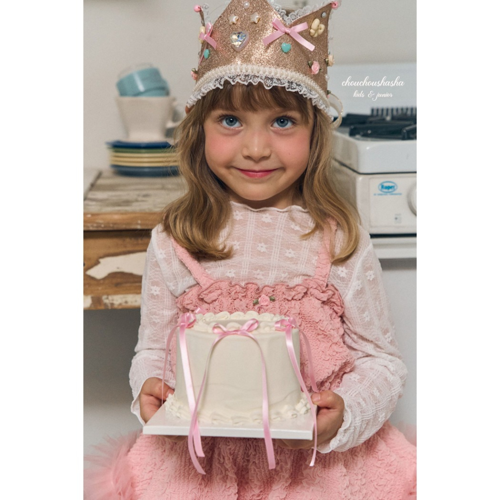 🇰🇷韓國童裝｜2025秋款🍂CHOUCHOUSHASHA花朵蕾絲內搭上衣-細節圖9