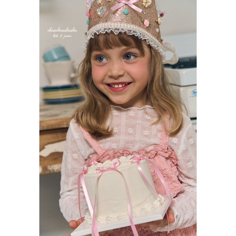 🇰🇷韓國童裝｜2025秋款🍂CHOUCHOUSHASHA花朵蕾絲內搭上衣-細節圖10