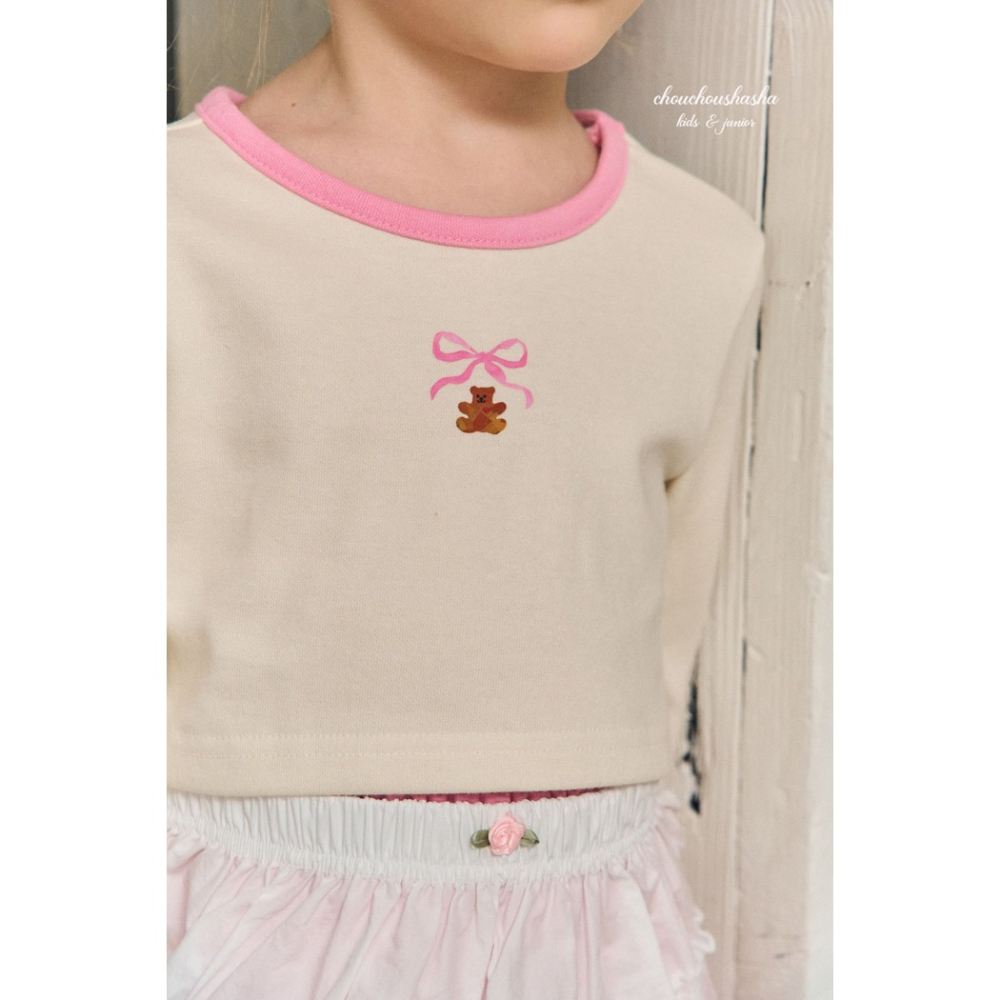 🇰🇷韓國童裝｜2025秋款🍂CHOUCHOUSHASHA熊熊蝴蝶結短款上衣【麻灰色/粉色(邊)】-細節圖10