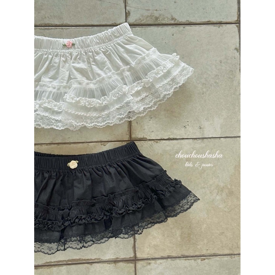🇰🇷韓國童裝｜2025秋款🍂CHOUCHOUSHASHA浪漫拼層裙【白色/黑色】-細節圖2