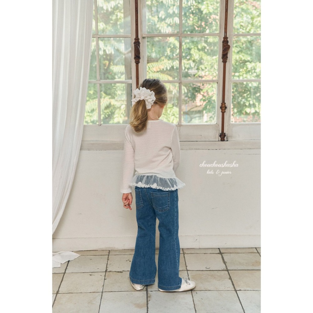 🇰🇷韓國童裝｜2025秋款🍂CHOUCHOUSHASHA蕾絲拼接上衣【白色/粉色】-細節圖3