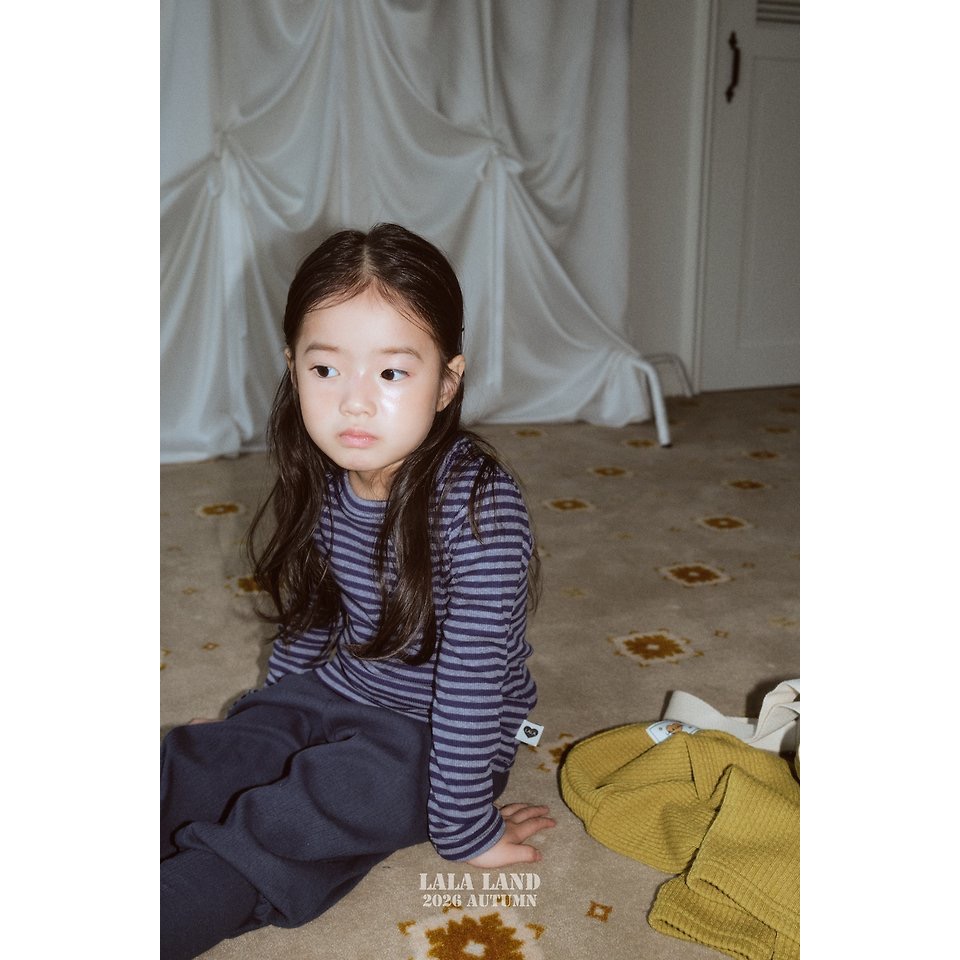 🇰🇷韓國童裝｜2026秋款🍂LALALAND繆斯條紋上衣-細節圖7