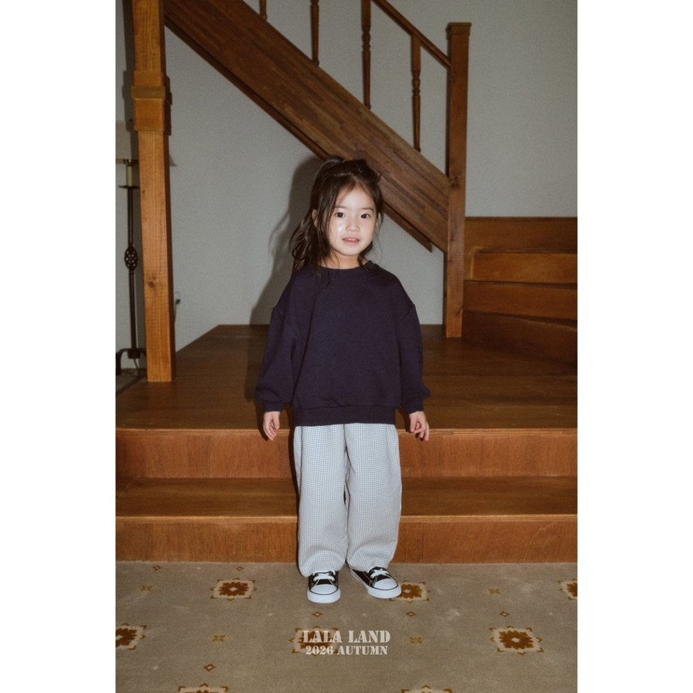 🇰🇷韓國童裝｜2026秋款🍂LALALAND品牌衛衣圓弧剪接衛衣-細節圖4