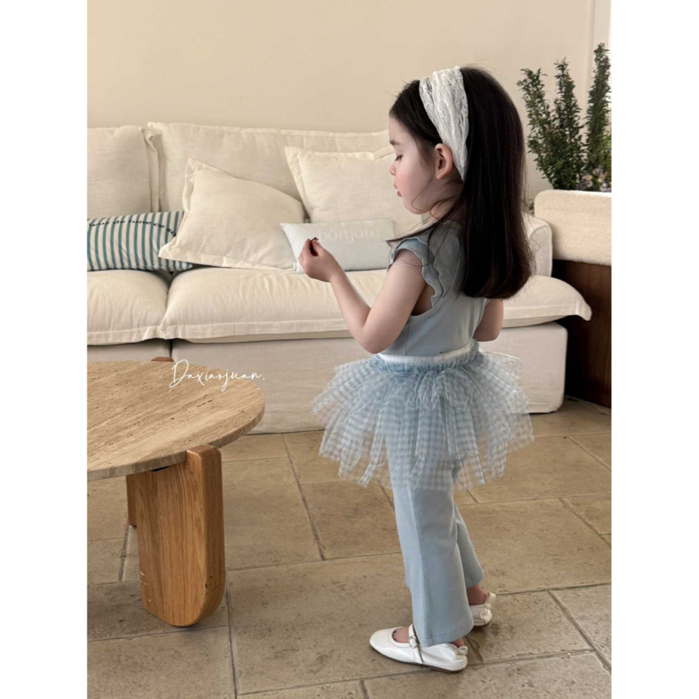 【現貨90cmn三色各1】🇨🇳陸牌｜設計師原創品牌 棉質上下套裝+紗裙屁簾 喇叭褲 女童套裝(不含髮飾)-細節圖5