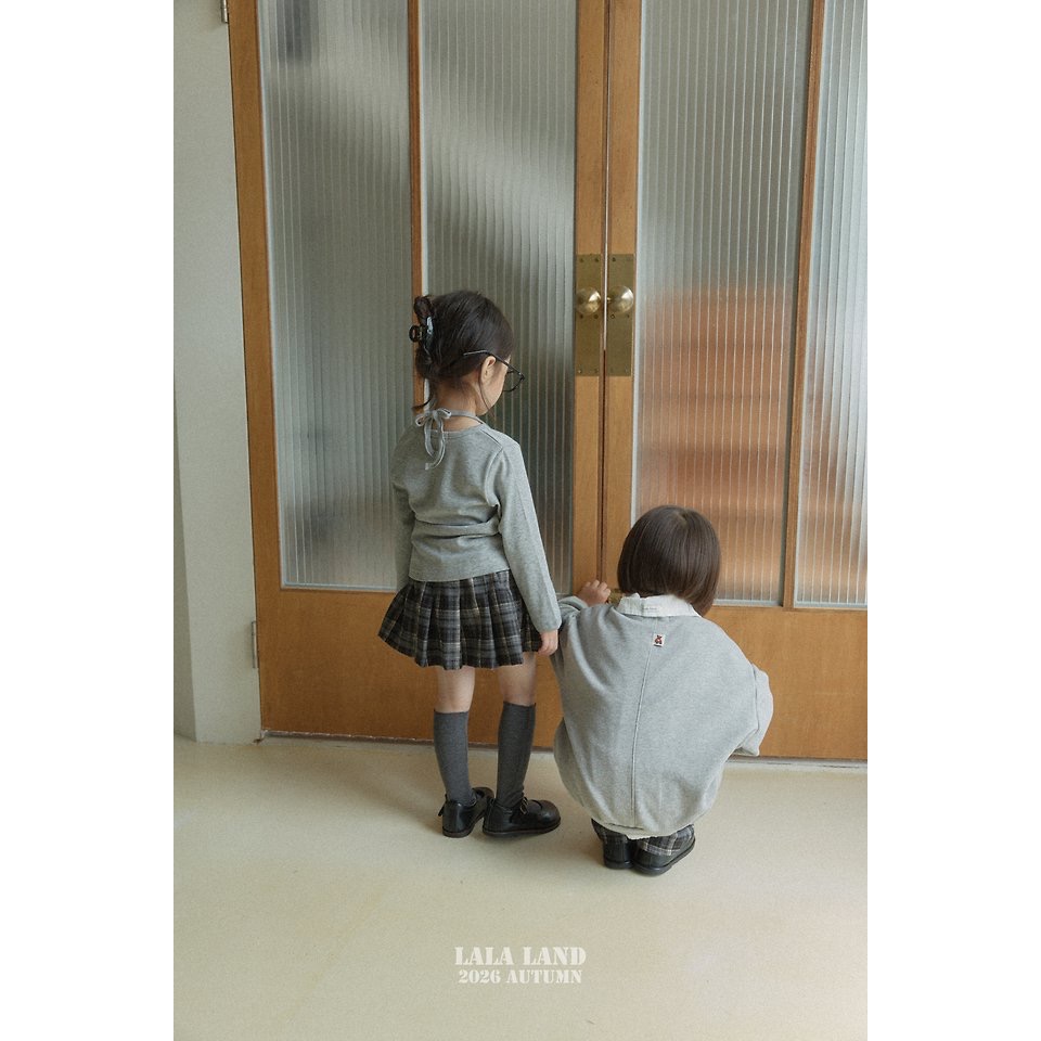 🇰🇷韓國童裝｜2026秋款🍂LALALAND繞脖假兩件上衣-細節圖10