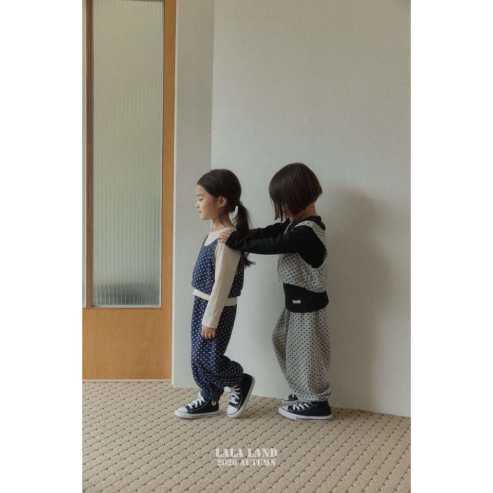 🇰🇷韓國童裝｜2026秋款🍂LALALAND愛心印花束口褲-細節圖9