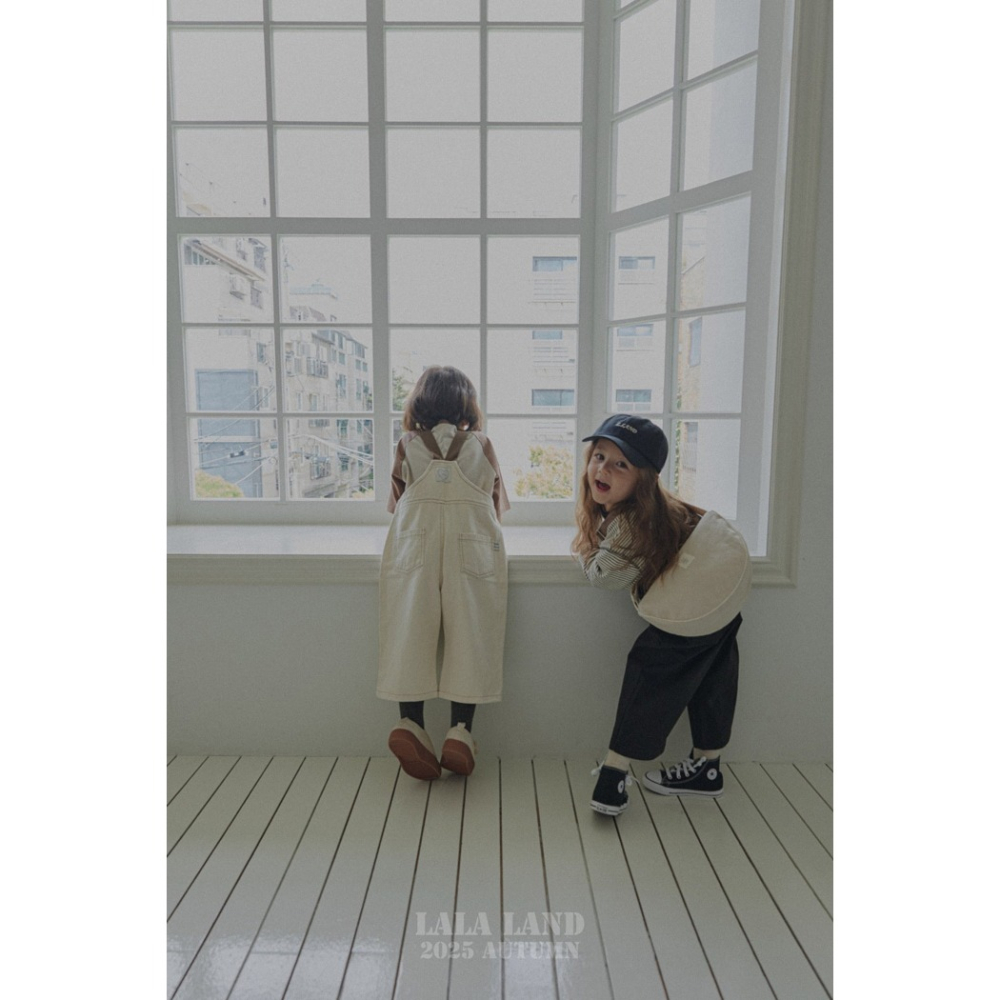 🇰🇷韓國童裝｜2025秋款🍂LALALAND半月形斜背包-細節圖9