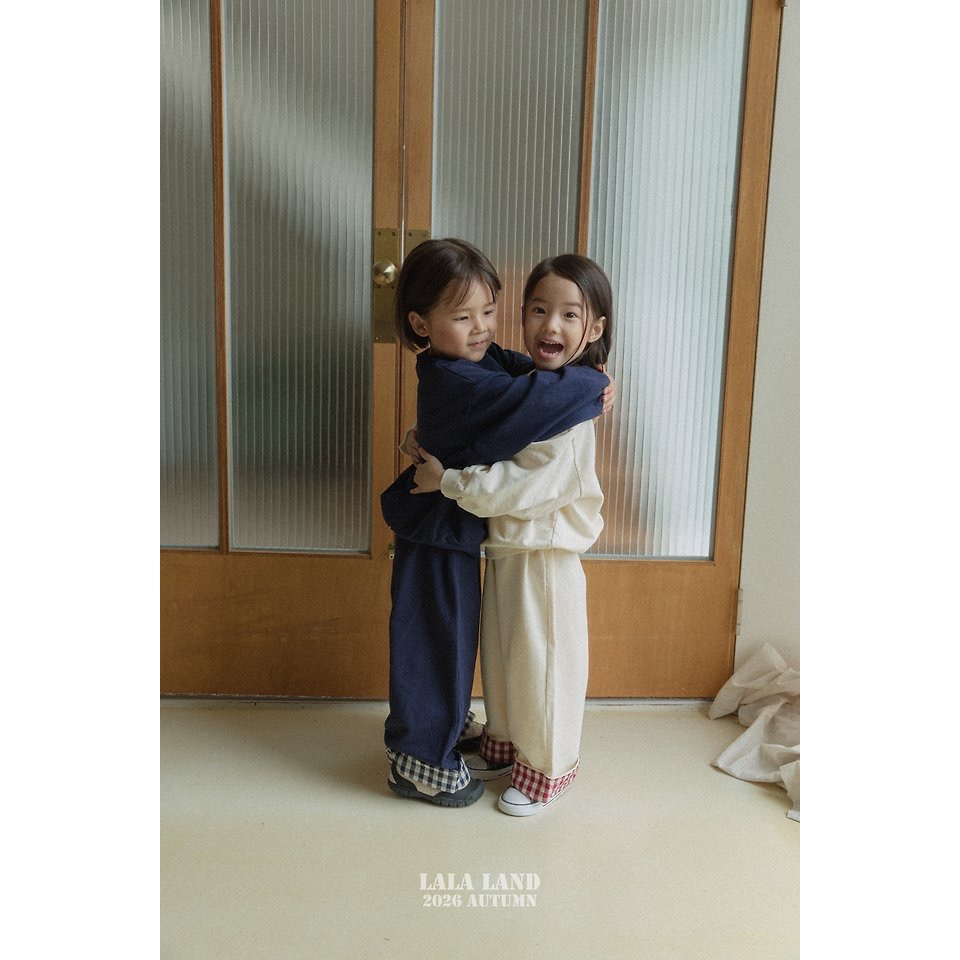 🇰🇷韓國童裝｜2026秋款🍂LALALAND番茄衛衣上衣-細節圖7