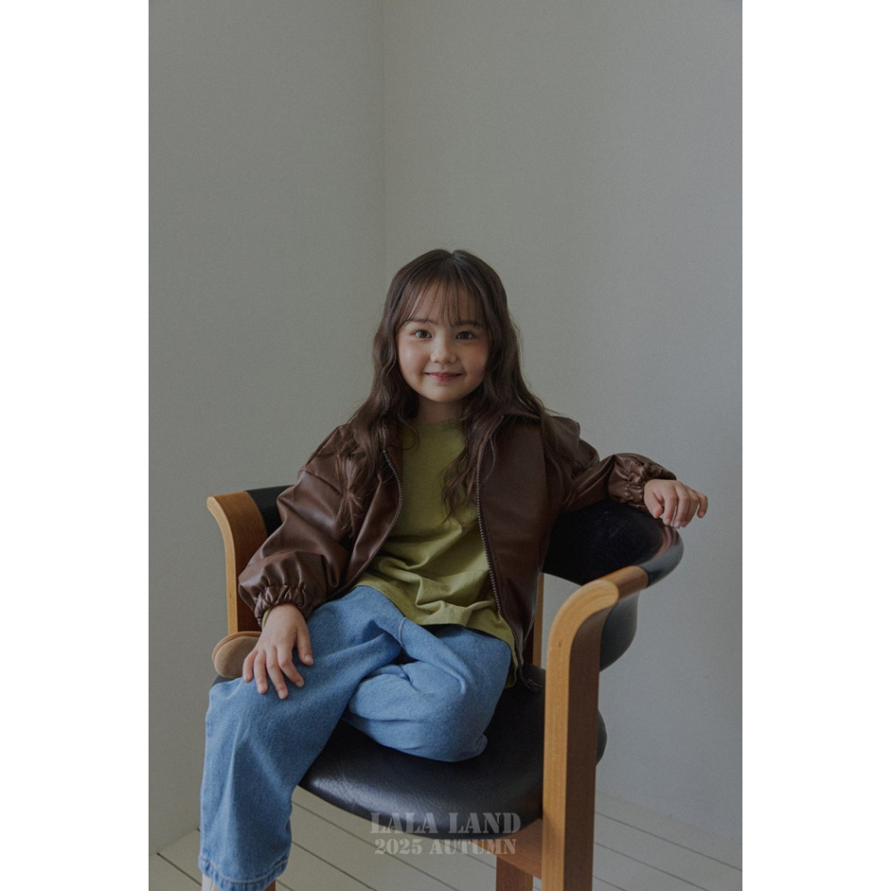 🇰🇷韓國童裝｜2025秋款🍂LALALAND仿皮革夾克外套-細節圖8