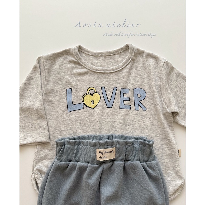 🇰🇷韓國童裝｜2025秋款🍂AOSTA「Lover」柔軟純棉上衣-細節圖2