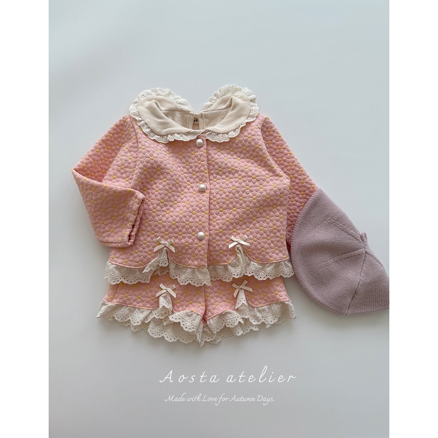 🇰🇷韓國童裝｜2025秋款🍂AOSTA貴氣小公主雛菊絎縫短版外套-細節圖2