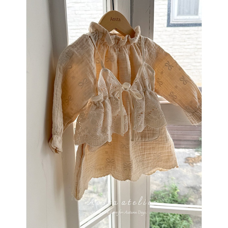 🇰🇷韓國童裝｜2025秋款🍂AOSTA緹花綁帶背心-細節圖4