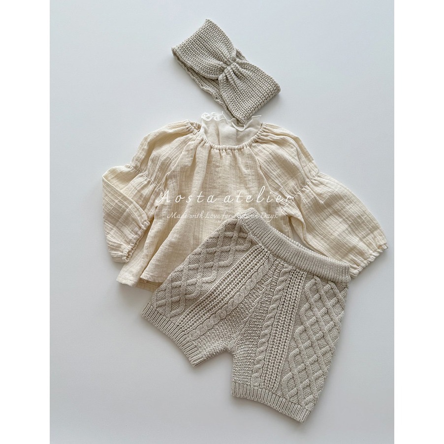 🇰🇷韓國童裝｜2025秋款🍂AOSTA美麗諾羊毛木耳捲邊高領保暖內搭上衣-細節圖5