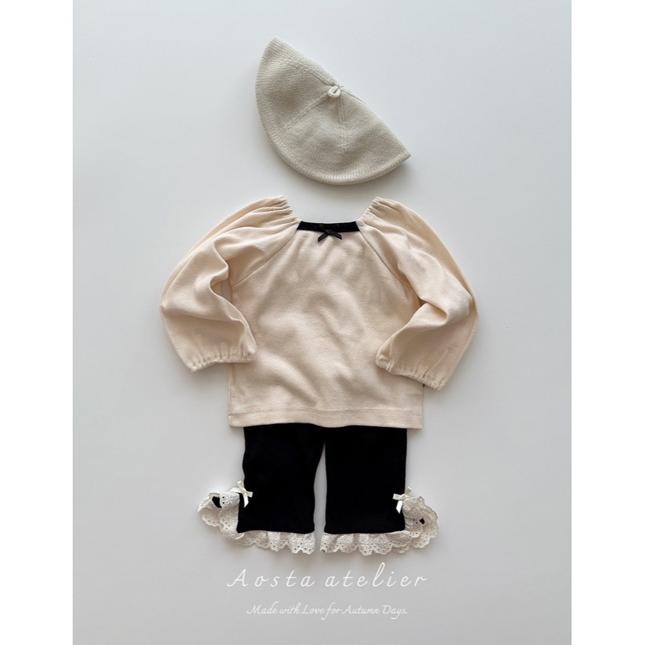 🇰🇷韓國童裝｜2025秋款🍂AOSTA精緻蕾絲小蝴蝶結喇叭褲-細節圖5