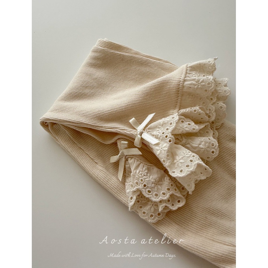 🇰🇷韓國童裝｜2025秋款🍂AOSTA精緻蕾絲小蝴蝶結喇叭褲-細節圖6