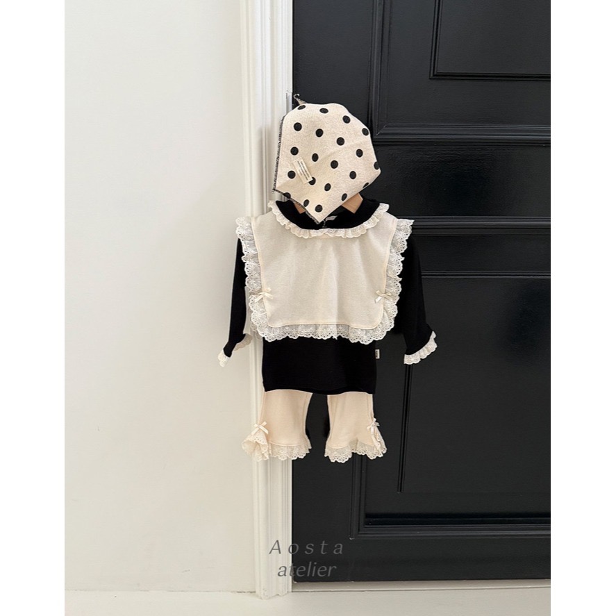 🇰🇷韓國童裝｜2025秋款🍂AOSTA精緻蕾絲小蝴蝶結喇叭褲-細節圖9